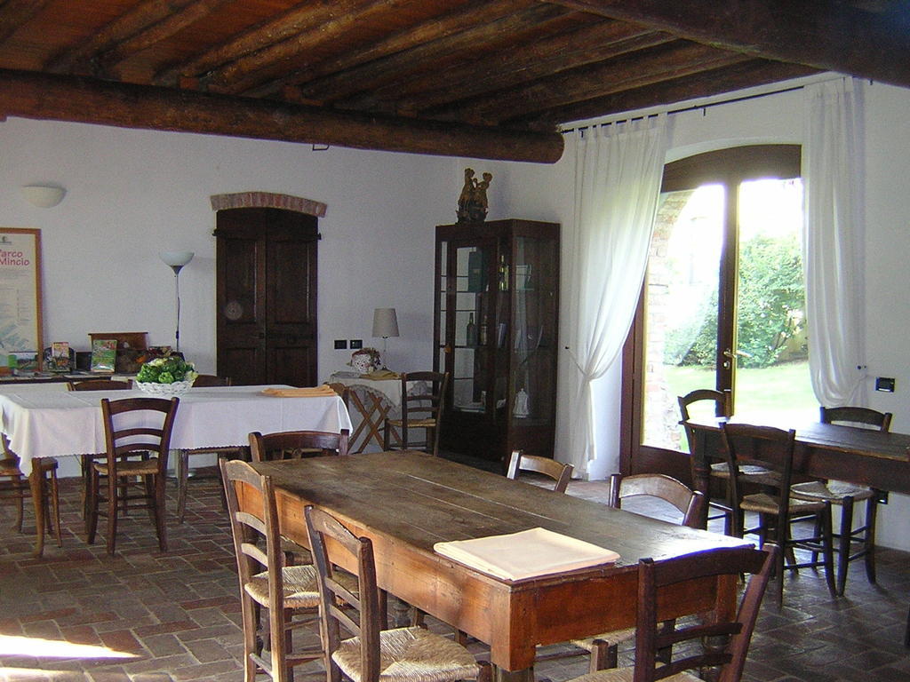 Agriturismo Trebisonda Country Resort Monzambano Kültér fotó