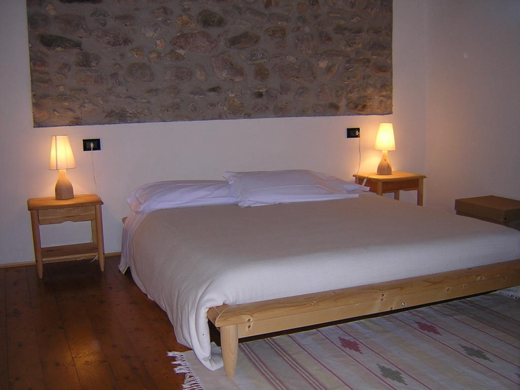 Agriturismo Trebisonda Country Resort Monzambano Szoba fotó